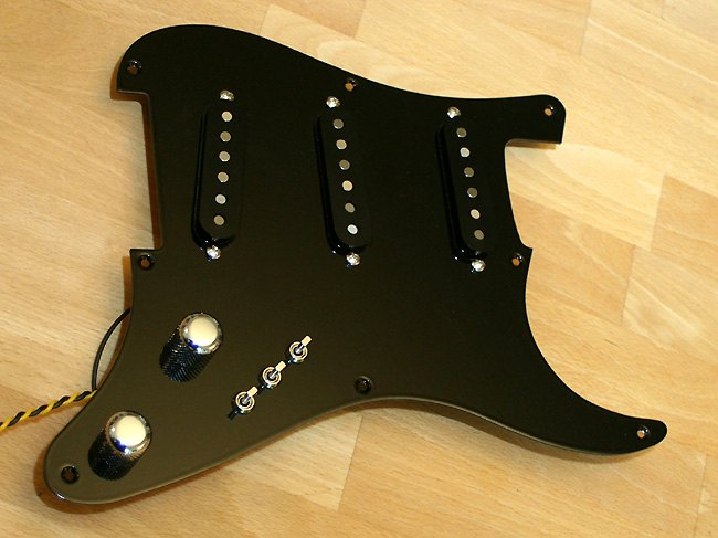 Loaded pickguard Sultans, black Aluminium