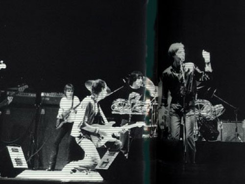 Talking Heads as guests on stage in 1979 - note the aluminium dust caps on the Music man amp