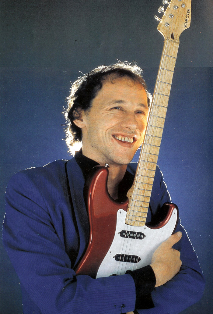 schecter-red-80-700