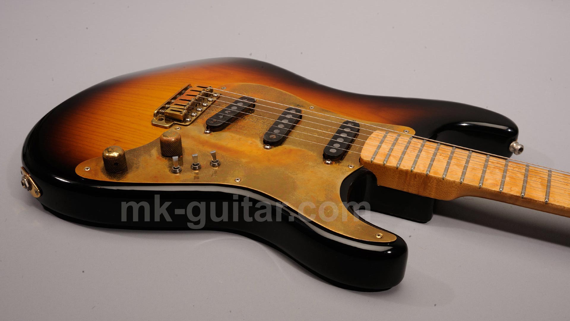 Mark Knopfler Guitar Website